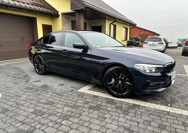 BMW Seria 5 cena 129150 przebieg: 122000, rok produkcji 2018 z Kisielice małe 742
